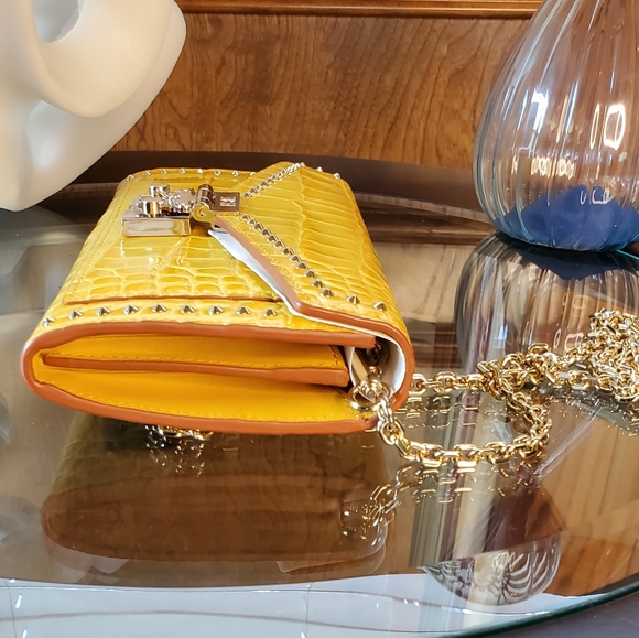 RARE MCM Crossbody PATRICIA Crocodile Wallet - Picture 6 of 8